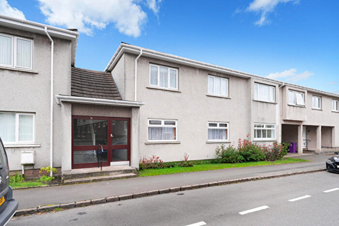 2 Bedroom Flat For Sale In D Brisbane Street, Largs, KA30