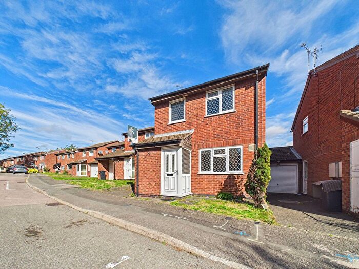 3 Bedroom Detached House For Sale In Sandhurst Close, Dane Hills, LE3