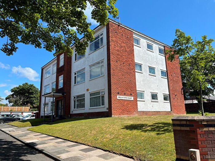 2 Bedroom Apartment To Rent In Bella Vista Court, L23