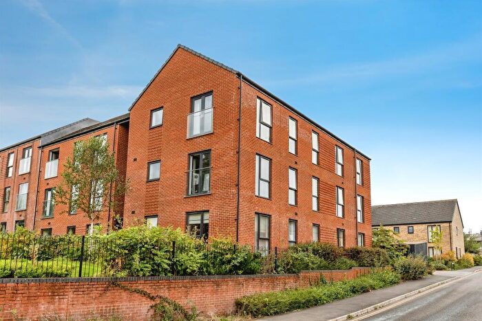 2 Bedroom Flat For Sale In Ashton Rise, Bristol, BS3