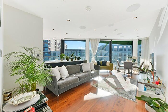 2 Bedroom Flat To Rent In Riverlight Quay, Nine Elms, London, SW11