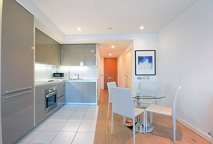 1 Bedroom Flat To Rent In Walworth Road, Borough, London, SE1