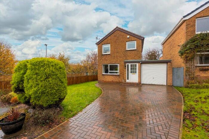 3 Bedroom Detached House For Sale In Hallcroft Park, Newbridge, Midlothian, EH28