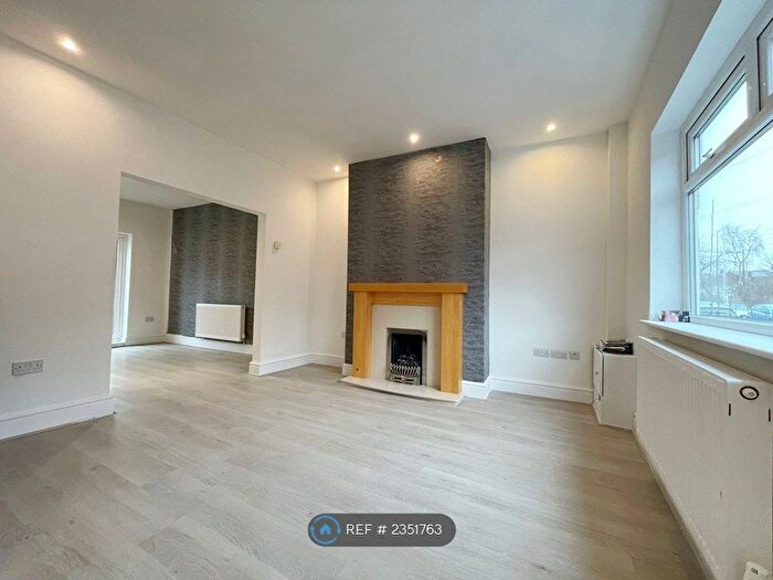 2 Bedroom Terraced House To Rent In New Cross Street, Swinton, Manchester, M27