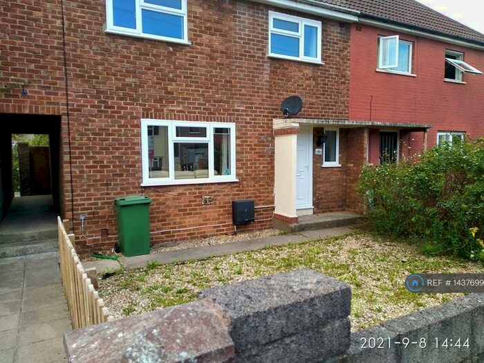 5 Bedroom Semi-Detached House To Rent In Conygre Grove, Filton, Bristol, BS34