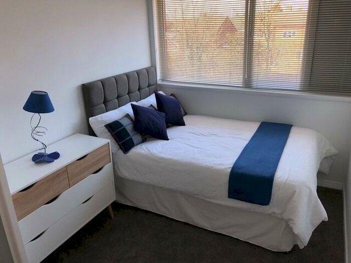 1 Bedroom Apartment To Rent In Chertsey Close, Luton, Bedfordshire, LU2