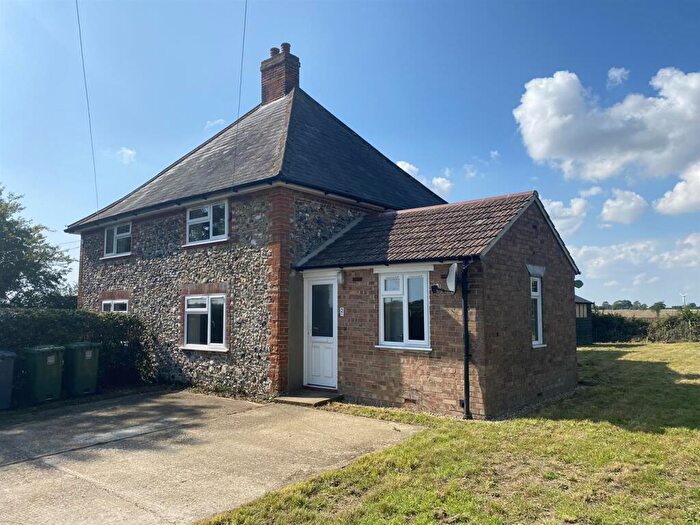 2 Bedroom Semi Detached House To Rent In Framlingham, IP13