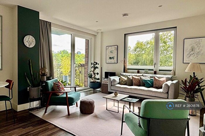 2 Bedroom Flat To Rent In Quartz Apartments, London, SE14