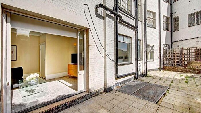 2 Bedroom Flat To Rent In Strathmore Court, Park Road, St Johns Wood, NW8