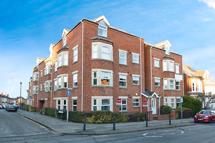 2 Bedroom Flat For Sale In King Edward Road, Rugby, CV21