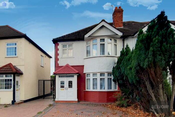 3 Bedroom Detached House To Rent In Sidcup Road Greenwich, London, SE9