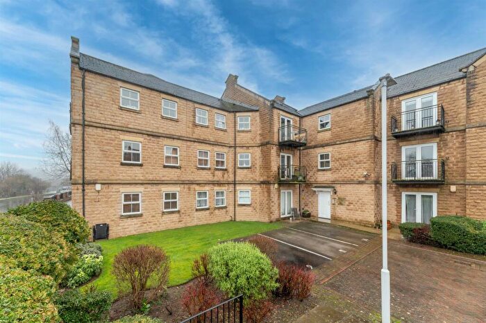 2 Bedroom Flat For Sale In Narrowboat Wharf, Rodley, LS13