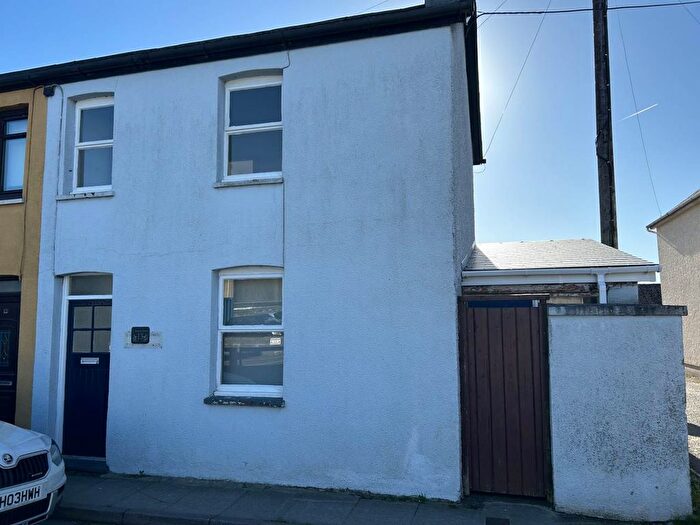 2 Bedroom End Of Terrace House To Rent In Drovers Road, Lampeter, Ceredigion, SA48