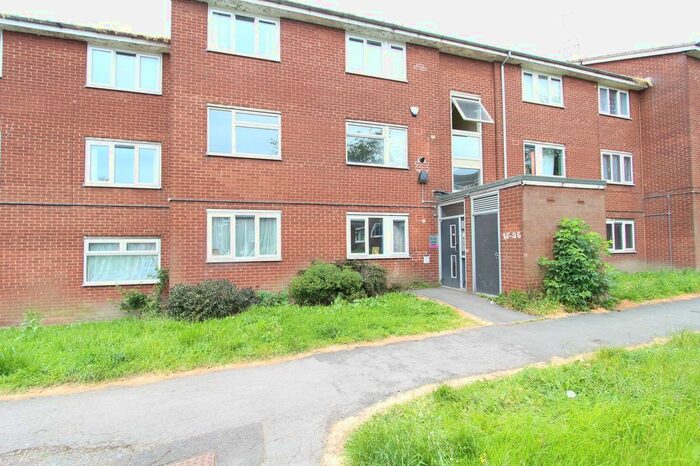 2 Bedroom Flat To Rent In Holgate Close, Sheffield, S5