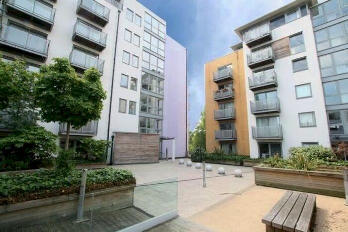 1 Bedroom Flat To Rent In Deals Gateway, London, SE13