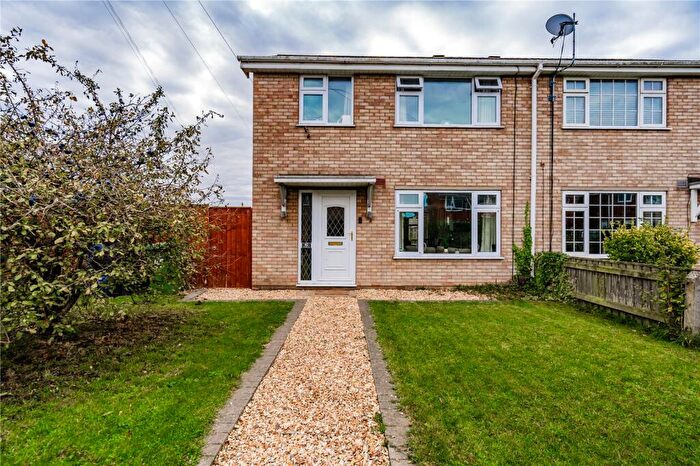 3 Bedroom End Of Terrace House For Sale In Sanctuary Way, Grimsby, Lincolnshire, DN37