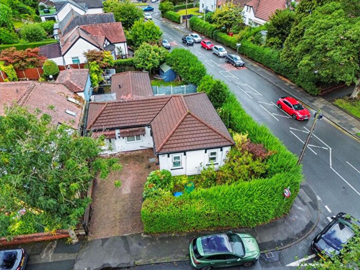 3 Bedroom Detached Bungalow For Sale In Scholes Lane, Prestwich, M25