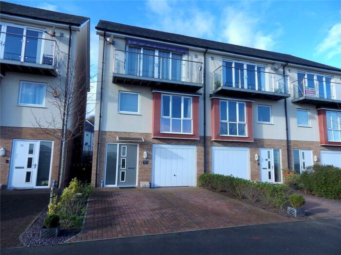 3 Bedroom Semi-Detached House To Rent In Y Bae, Bangor, Gwynedd, LL57