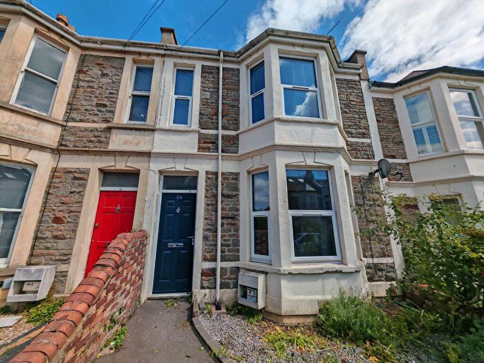 5 Bedroom House To Rent In Quarrington Road – Ref, BS7