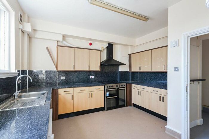12 Bedroom Detached House For Sale In Mythe Road, Tewkesbury, Gloucestershire, GL20