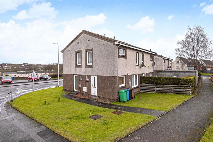 1 Bedroom Maisonette For Sale In Evershed Court, Dunfermline, KY11