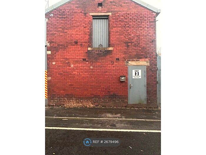 1 Bedroom Terraced House To Rent In King Street, Briercliffe, Burnley, BB10