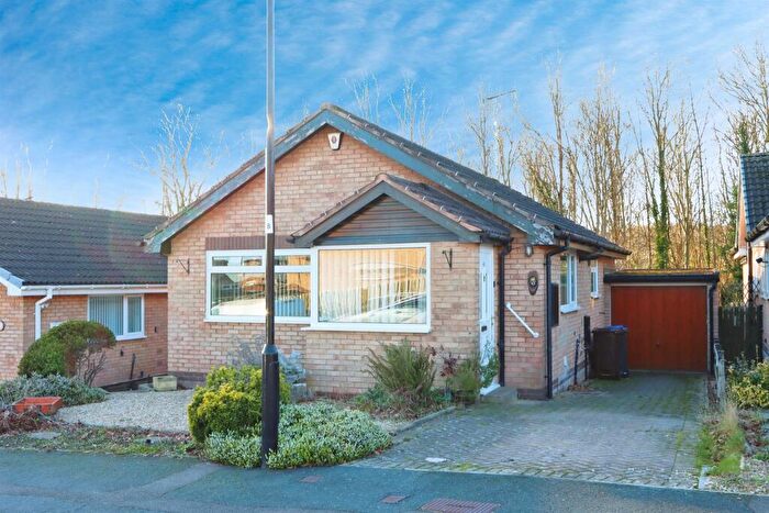 2 Bedroom Detached Bungalow For Sale In Cleeve Hill Gardens, Waterthorpe, Sheffield, S20