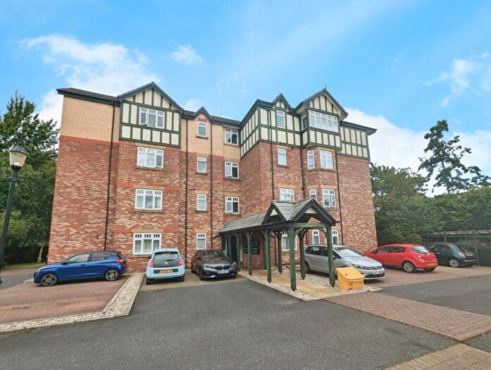 2 Bedroom Apartment To Rent In Moorland Road, Manchester, Greater Manchester, M20