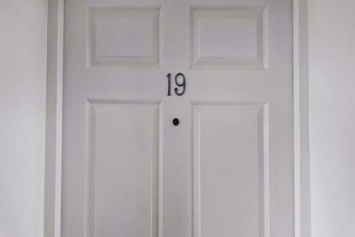 2 Bedroom Flat To Rent In Stoney Stanton Road, Coventry, CV6