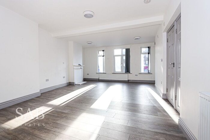 1 Bedroom Property To Rent In The Broadway, Greenford, UB6