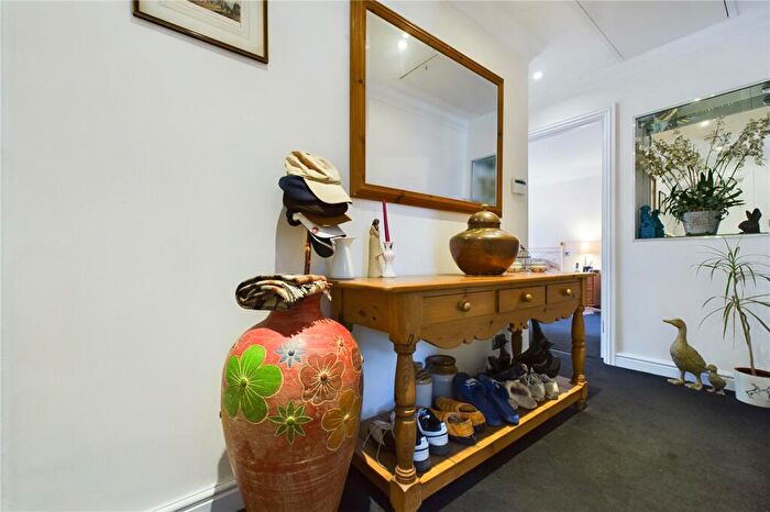3 Bedroom Bungalow For Sale In Padworth, Reading, RG7