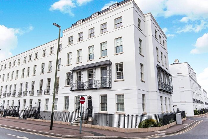 2 Bedroom Flat To Rent In Regency Place, Cheltenham, GL52
