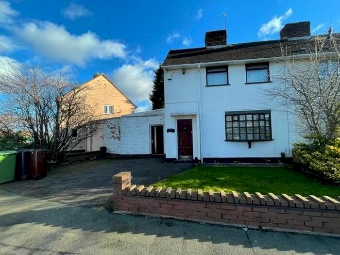 2 Bedroom Property To Rent In Westfield Road, Bilston, WV14