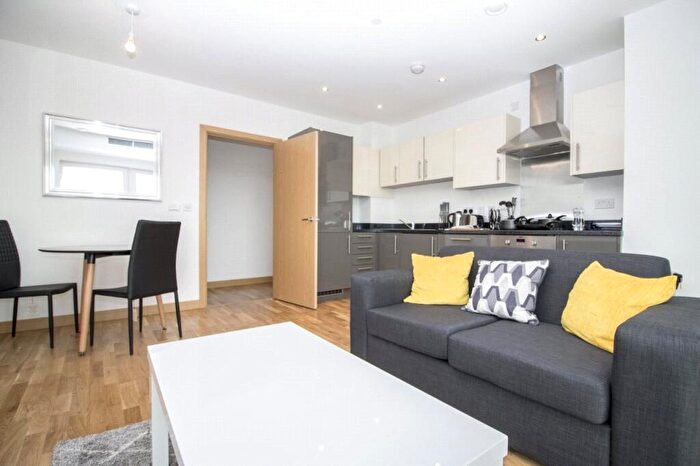 1 Bedroom Apartment To Rent In High Street, London, E15