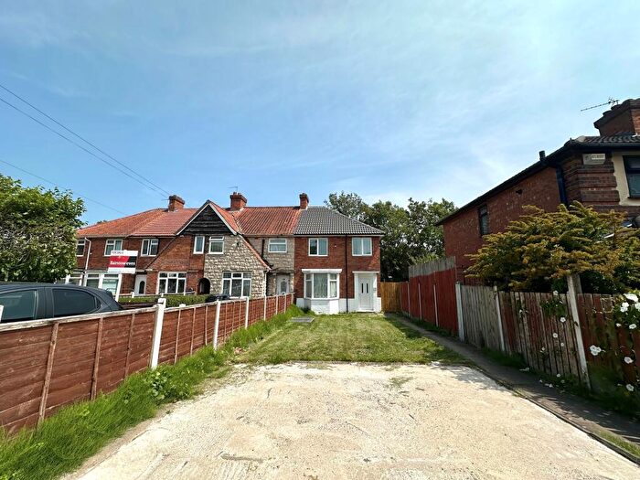 3 Bedroom House To Rent In Mapleton Grove, Hall Green, B28