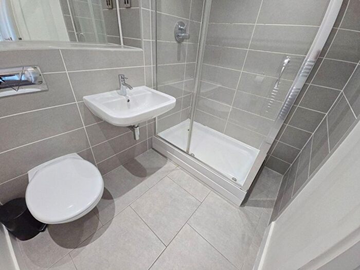 2 Bedroom Flat For Sale In Sackville Street, Barnsley, S70