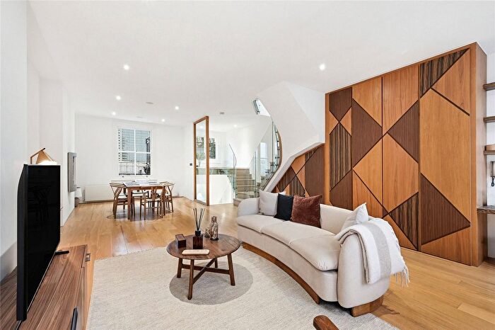 3 Bedroom Flat To Rent In Philbeach Gardens, London, SW5