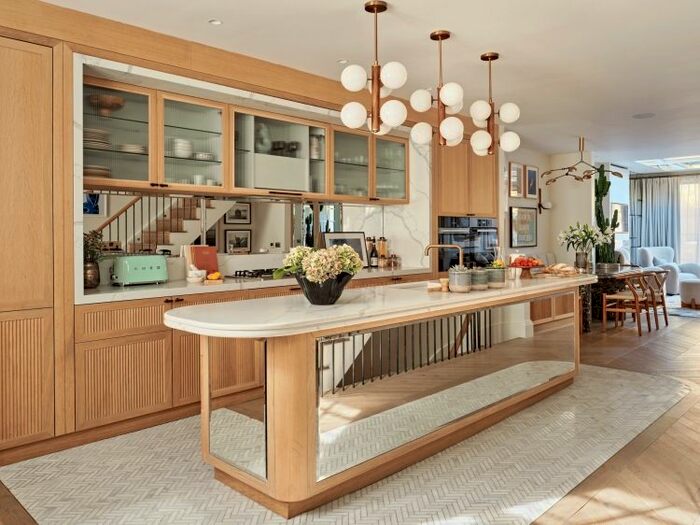 4 Bedroom Flat To Rent In St. Dionis Road, London, SW6