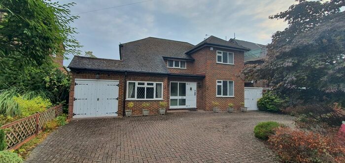 4 Bedroom Detached House To Rent In High Beeches, Gerrards Cross, SL9