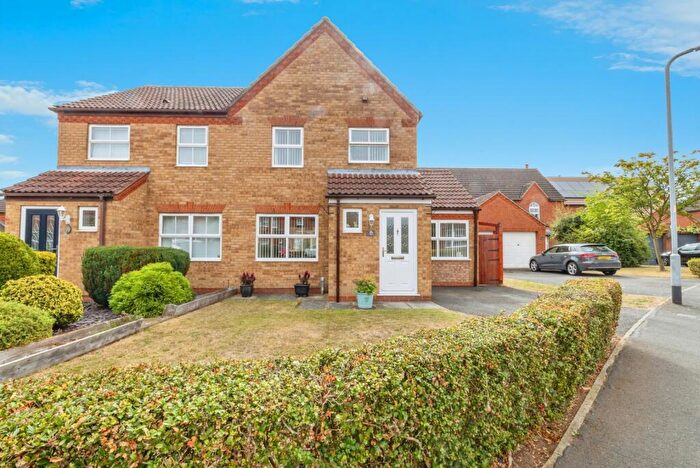 3 Bedroom Semi-Detached House For Sale In Gloucester Close, Bracebridge Heath, Lincoln, Lincolnshire, LN4