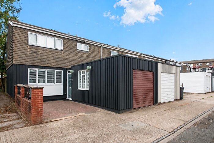 3 Bedroom Semi-Detached House For Sale In Moorside, Wooburn Green, HP10