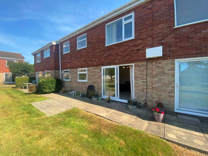 2 Bedroom Apartment To Rent In Waterford Road, Highcliffe, Christchurch, BH23