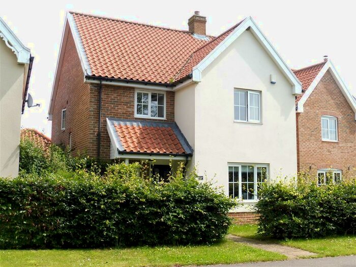 4 Bedroom House To Rent In New Road, Tacolneston, Norwich, NR16