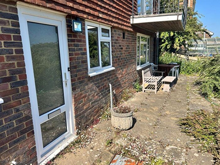 1 Bedroom Flat To Rent In Pashley Road, Eastbourne, BN20