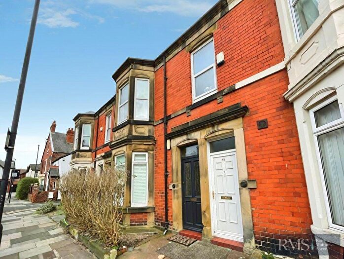 6 Bedroom Flat For Sale In Myrtle Grove, Newcastle Upon Tyne, NE2
