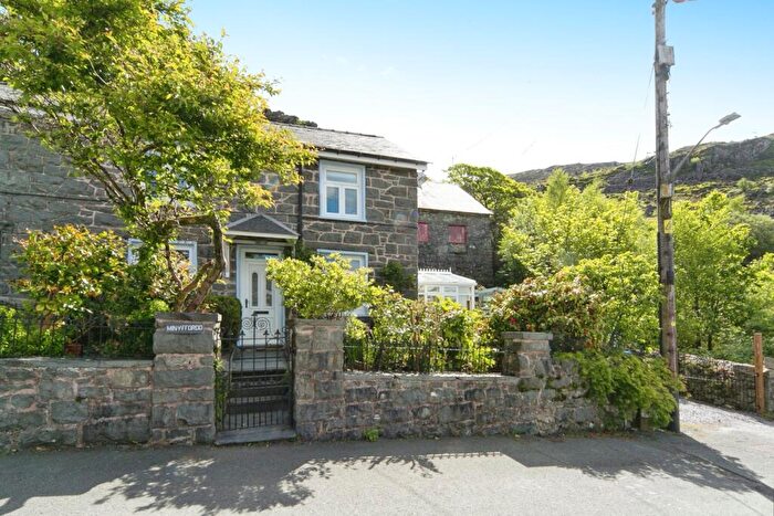 3 Bedroom Semi Detached House For Sale In Bethania, Blaenau Ffestiniog, Gwynedd, LL41