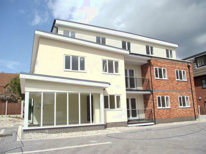 2 Bedroom Apartment To Rent In Eastwood, SS9