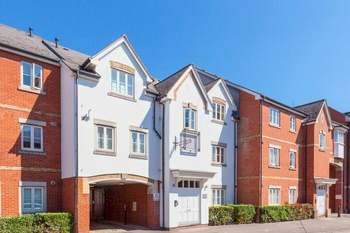 2 Bedroom Flat To Rent In St Thomas Mews, Oxford, OX1