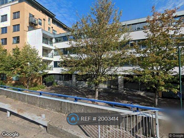 1 Bedroom Flat To Rent In Queens Gate, Watford, WD17