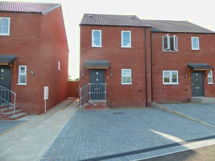 2 Bedroom Semi-Detached House To Rent In Slipe Drove, West Pinchbeck, PE11